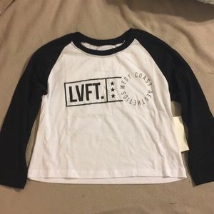 LIvefit Aesthetics Crop Raglan Size Med. NWT LVFT